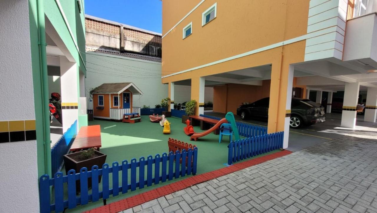 B910 - Apto P/05 Pessoas C/ Piscina Perto Da Praia Daire Bombinhas Dış mekan fotoğraf